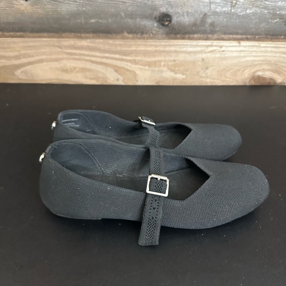 Steve Madden Women's Black Knit Mary Jane Ballet Flat Buckle Closure Size 8.5 - Picture 3 of 9